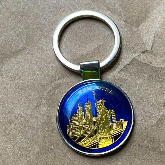 New York Key Holder - Picture 1 of 2
